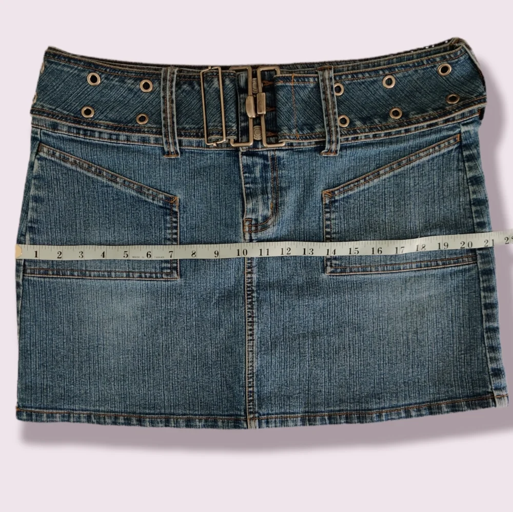 NWOT No boundaries Stretch Blue Jean Skirt with Belt Juniors Size 13 - Picture 4 of 9